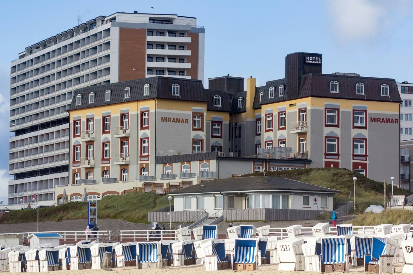 Hotel Miramar and beach chairs on the west beach, Westerland